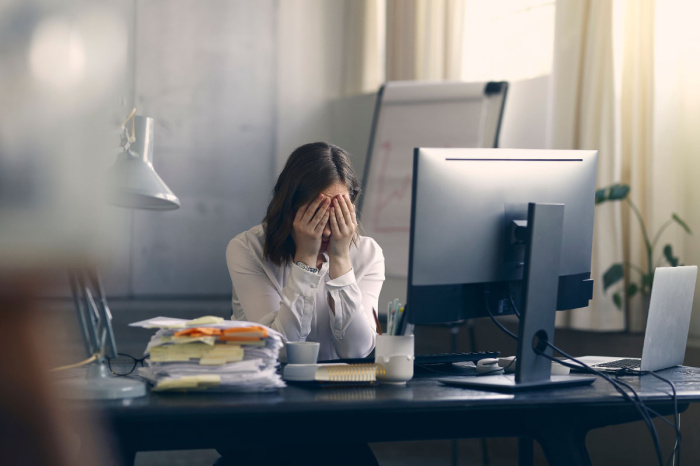 Стресс, усталость и болезни: когда стоит задуматься о смене работы?