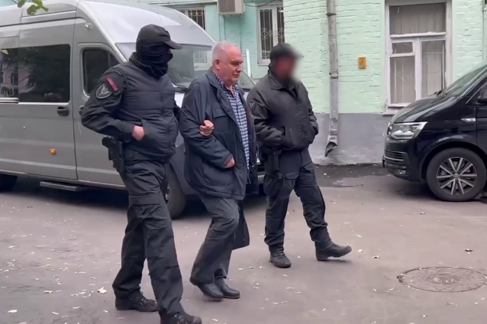 В Москве по подозрению в получении взятки задержан президент Московской областной Нотариальной Палаты