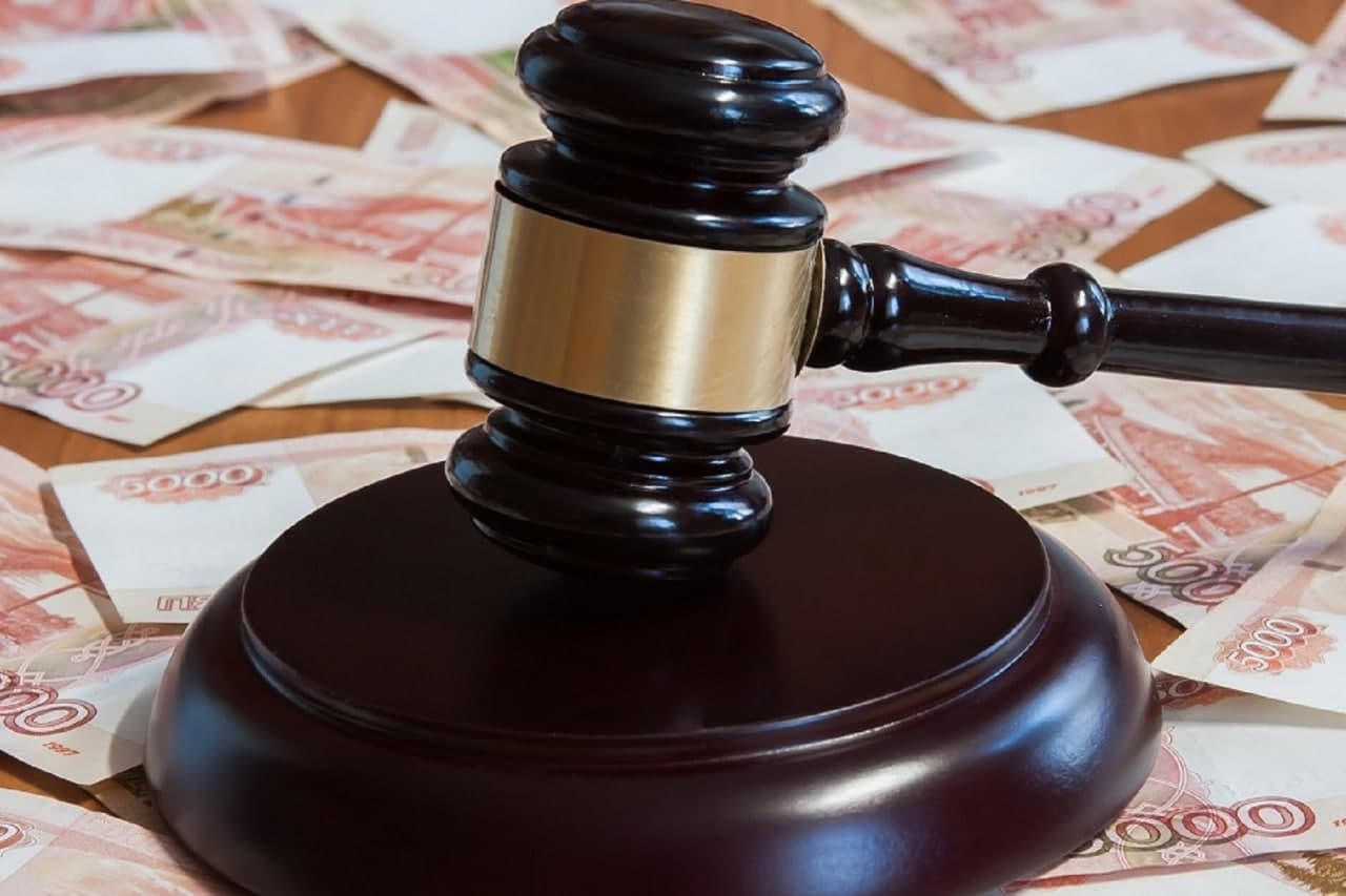Федеральная нотариальная палата подала иск к московскому нотариусу о возмещении судебных расходов на круглую сумму